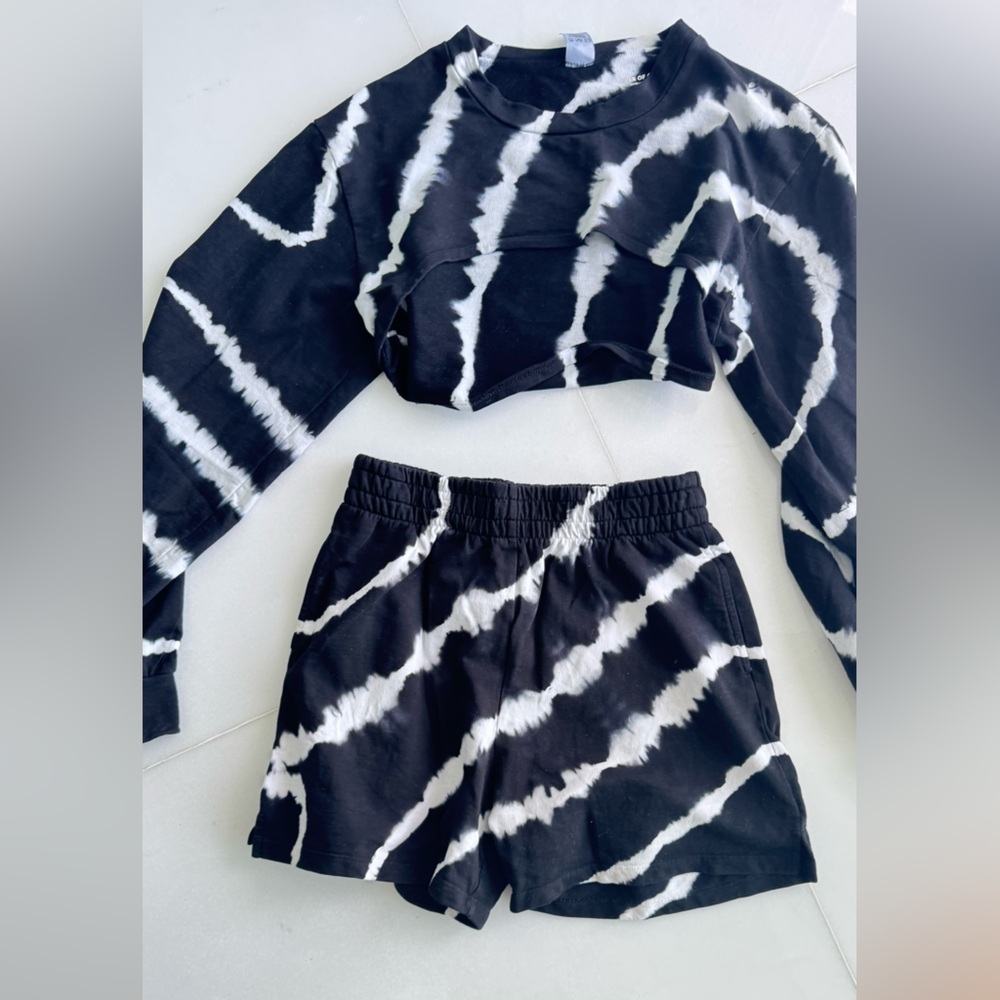 Year of ours two piece set